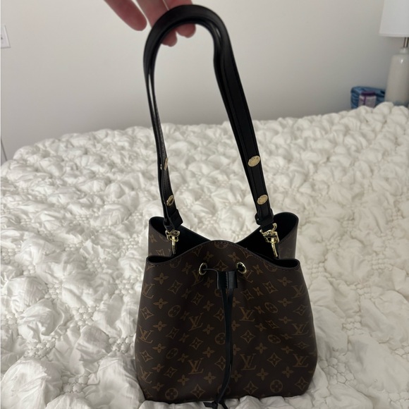 Brown logo purse - Picture 2 of 7